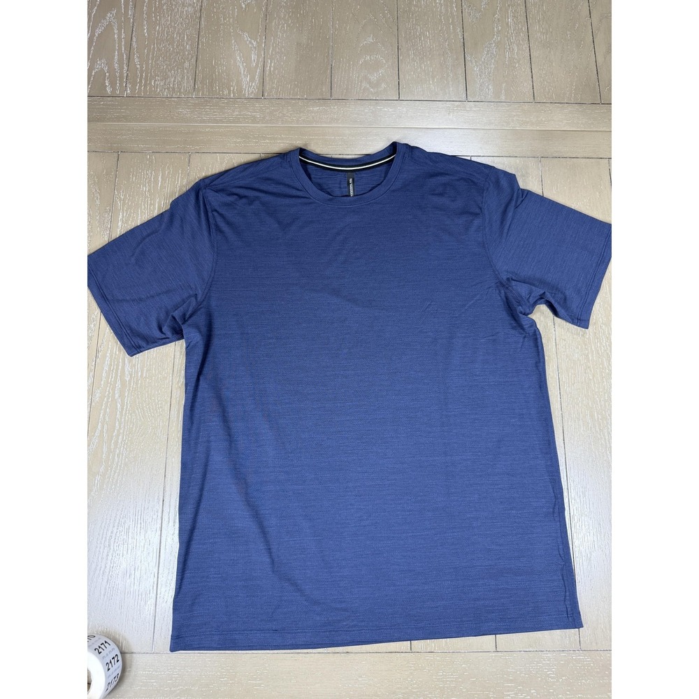 Ten Thousand Shirt Mens Large Blue Lightweight Mesh Athletic Training Tee